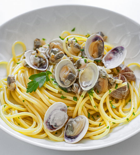 Spaghetti with clams