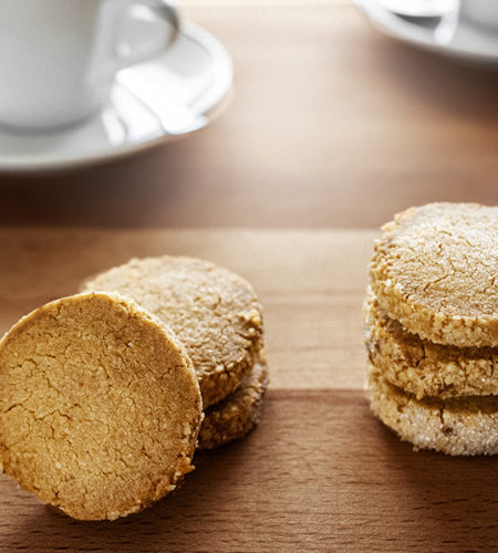 Shortbread with hazelnuts