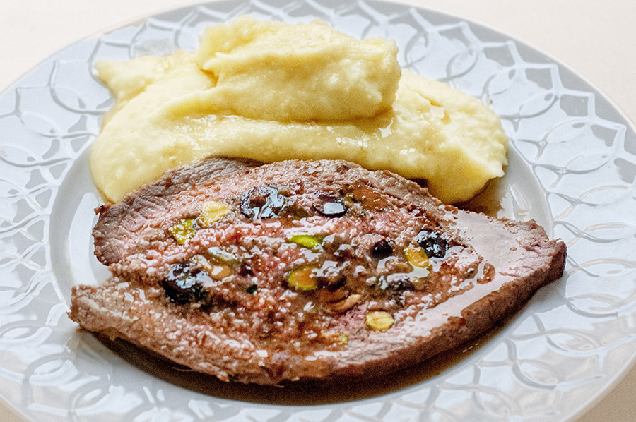 Mom’s stuffed veal with pistachios