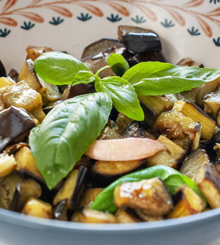 Melanzane a funghetto: Mushroom-style eggplant