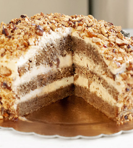 Almendrado: Torta al caffè, mandorle pralinate e “dulce de leche”