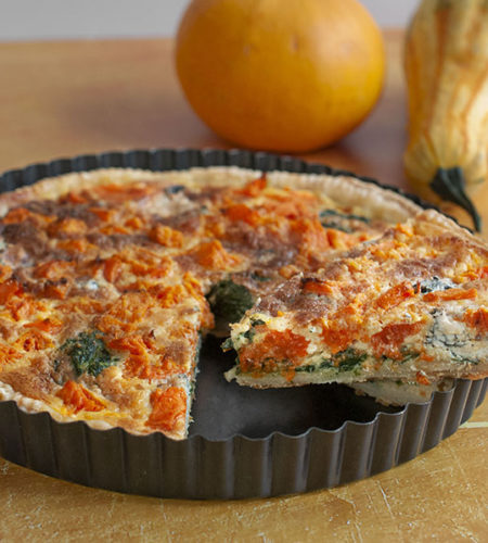 Quiche with pumpkin and gorgonzola cheese