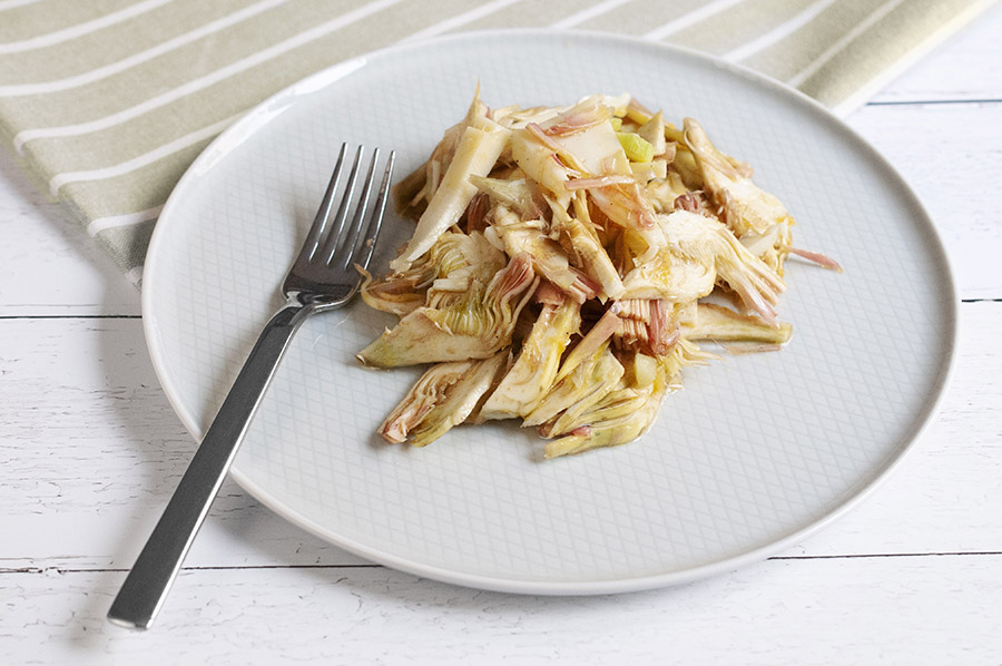 Insalata di carciofi, provolone e mandarino