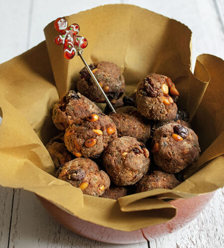 Fried Meatballs with Raisins and Pine Nuts